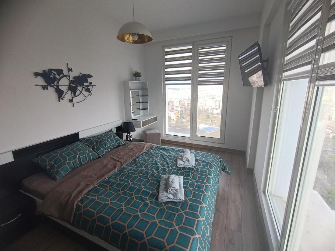 Apartamento, 2 habitaciones, accesible para personas con discapacidad, vistas a la ciudad | 3 dormitorios