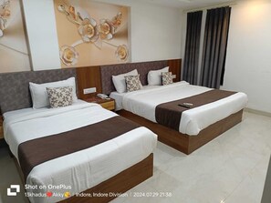 1 bedroom, desk, free WiFi