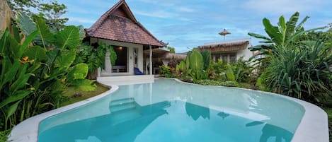 수영장