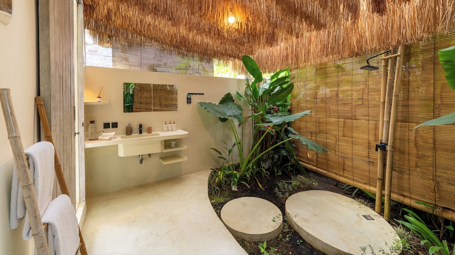 Villa Laguna by Pertama Management