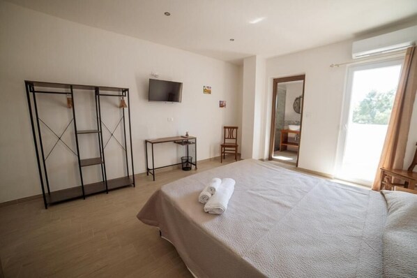 Comfort Double Room, Hill View