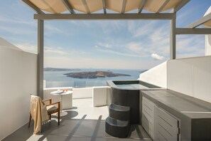House | 3 bedrooms, bed sheets - Hommage Suites With Caldera View & Hot tub (Santorini)