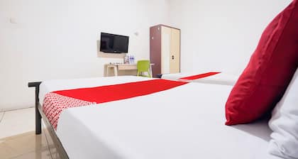 Hotel O Rappocini Near Rsia Paramount