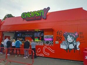 Apartment | Point of interest - Haggerston Castle - Caravan - Sleeps 6 - Parking (Berwick-upon-Tweed)