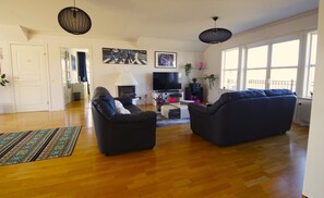 TV connectée, cheminée