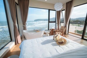 Luxury Single Room, Balcony, Beach View