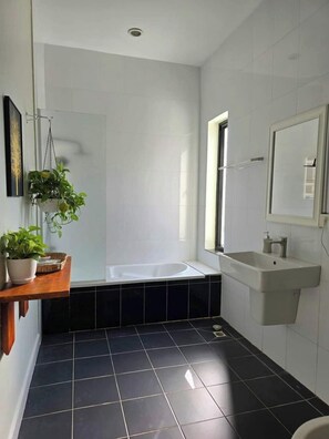 Superior-Zimmer, Stadtblick | Badezimmer