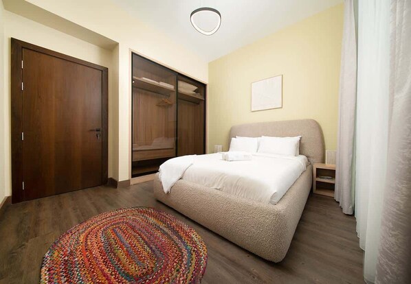 2 bedrooms, iron/ironing board, WiFi (free), bed sheets