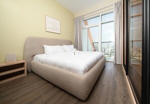 2 chambres, fer et planche à repasser, accès au Wi-Fi (inclus)