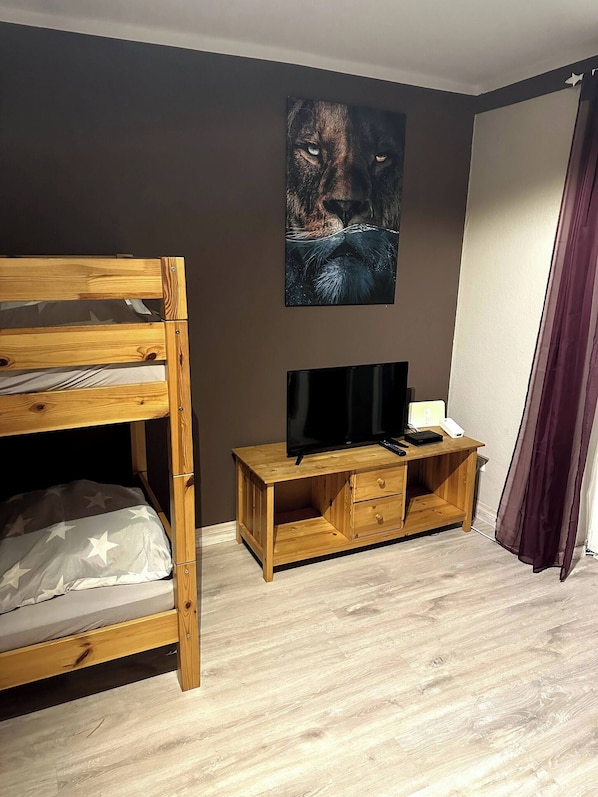Apartment, 4Â Schlafzimmer, Raucher, Balkon | 4 Schlafzimmer