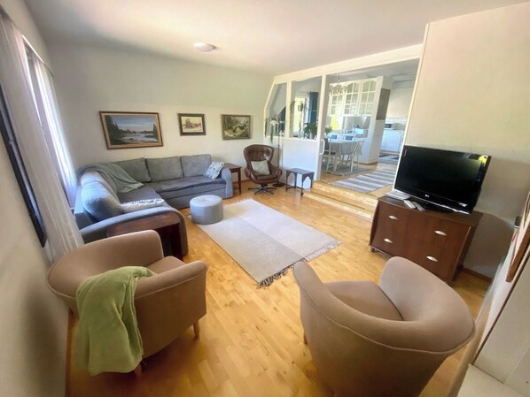 Smart-TV, Bücher, Drucker