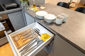 Fridge, microwave, oven, dishwasher