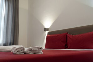 2 chambres, fer et planche à repasser, lit parapluie, Wi-Fi gratuit