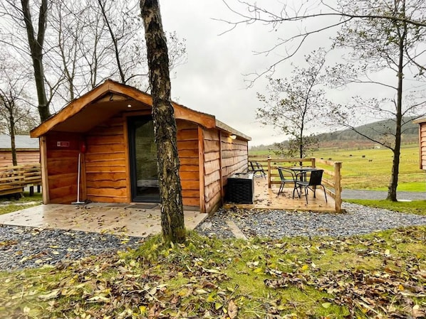 Chalet rustique | Restauration en plein air