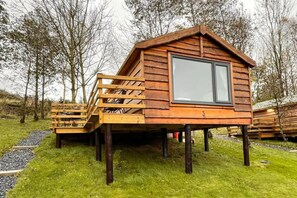 Exterior - 1 Bedroom Log Cabin in Parc Pen y Bryn Sleep 2/3 (Corwen)