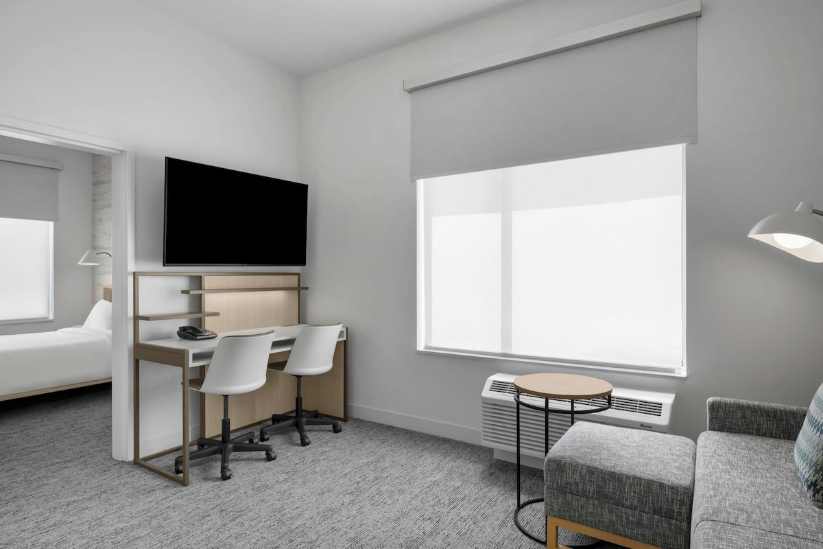 Suite, 1 slaapkamer, niet-roken | Woonruimte