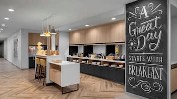 Free daily continental breakfast