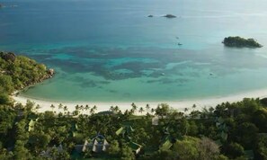 Beach/ocean view - Villa Coco D'Amour (Praslin Island)