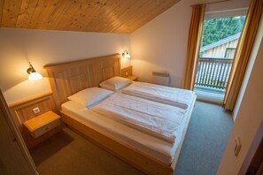 3 slaapkamers, een kluis op de kamer, gratis wifi, beddengoed