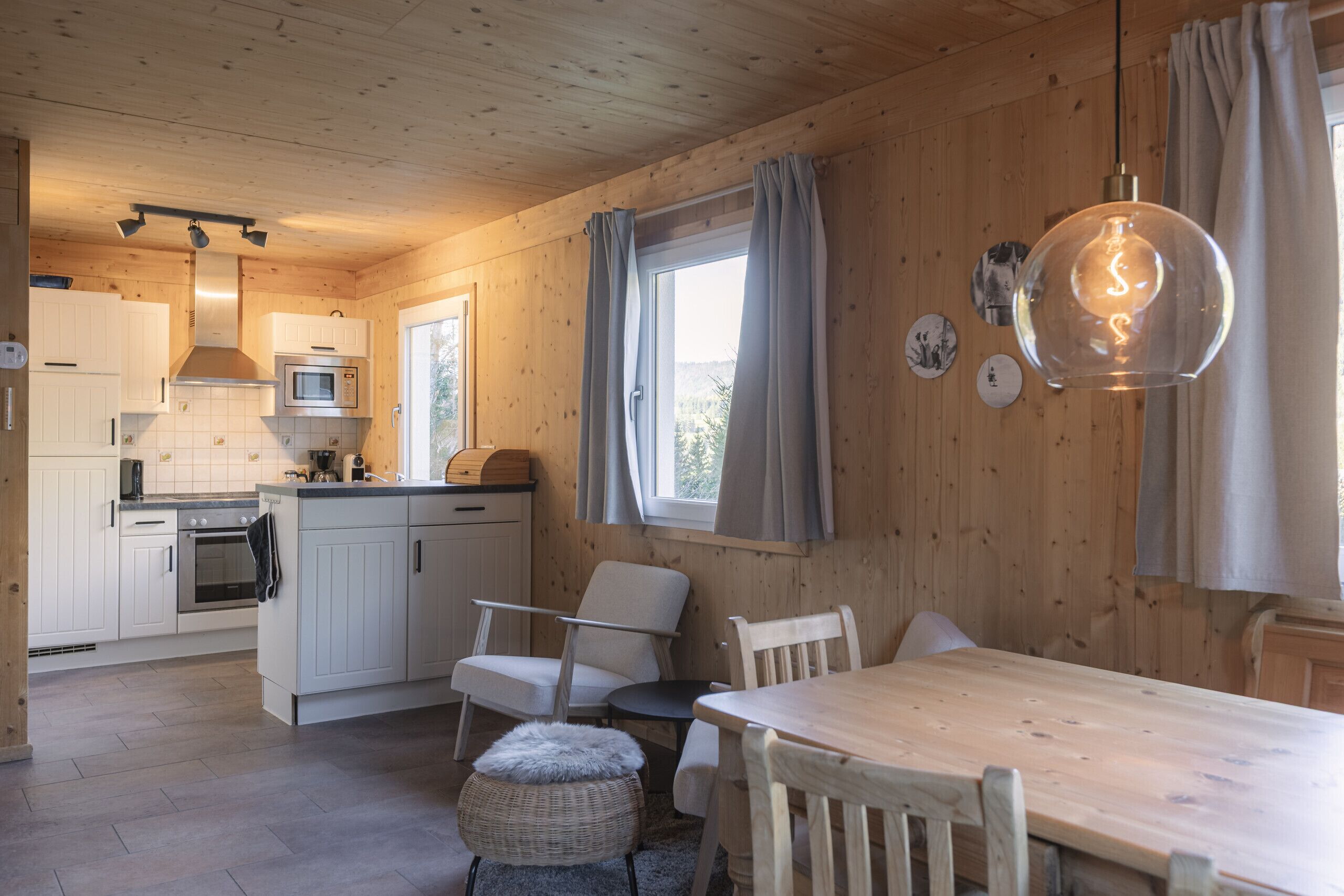 Køleskab, mikrobølgeovn, ovn, opvaskemaskine