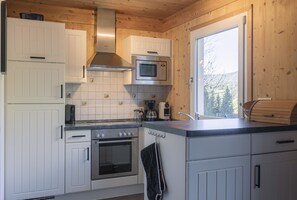 Refrigerador, microondas, horno, lavavajillas