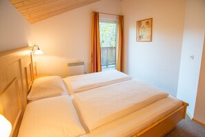 2 slaapkamers, een kluis op de kamer, gratis wifi, beddengoed