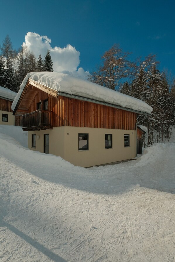 Exterior - Chalet # 19 with 3 BR for up to 8 people (Annaberg)