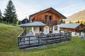 Esterni
