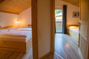 3 slaapkamers, een kluis op de kamer, gratis wifi, beddengoed