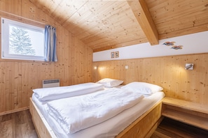 4 habitaciones, caja de seguridad en la habitación y ropa de cama 