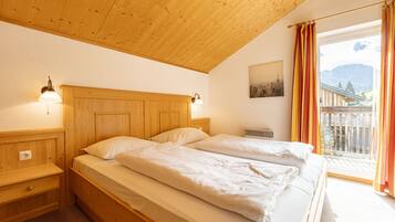 3 chambres, coffres-forts dans les chambres, Wi-Fi gratuit