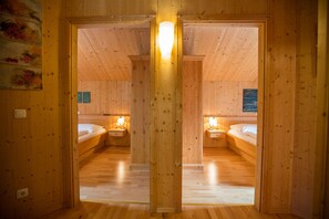 3 sovrum, värdeförvaringsskåp på rummet, gratis wi-fi och sängkläder