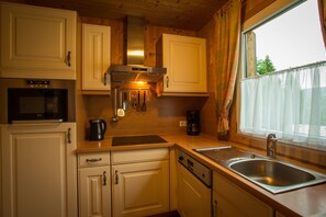 Kühlschrank, Mikrowelle, Geschirrspüler