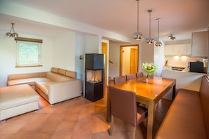 TV - Chalet # 21 with 3 BR for up to 6 people (Annaberg)