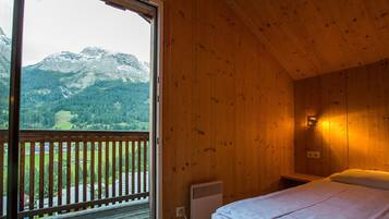 3 Schlafzimmer, Zimmersafe, kostenloses WLAN, Bettwäsche