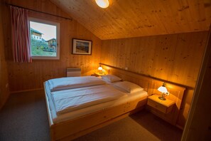 3 chambres, coffres-forts dans les chambres, Wi-Fi gratuit