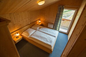 3 slaapkamers, een kluis op de kamer, gratis wifi, beddengoed