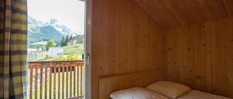 3 chambres, coffres-forts dans les chambres, Wi-Fi gratuit