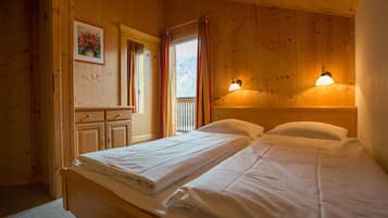 3 chambres, coffres-forts dans les chambres, Wi-Fi gratuit