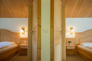 3 slaapkamers, een kluis op de kamer, gratis wifi, beddengoed