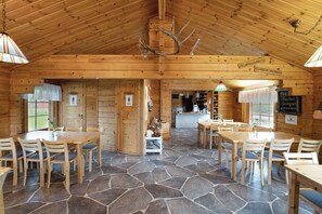 Restaurant - Mökit & Camping Peurasuvanto (Sodankyla)