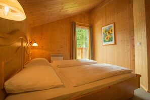 3 chambres, coffres-forts dans les chambres, Wi-Fi gratuit