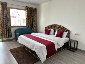 Deluxe-Doppelzimmer, Blick auf die Anlage | Kostenloses WLAN
