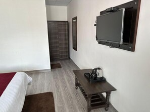 Dobbeltrom – deluxe, resort-utsikt | Wi-fi (inkludert)