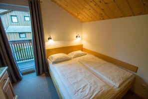 3 Schlafzimmer, Zimmersafe, kostenloses WLAN, Bettwäsche