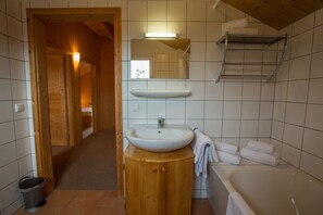 Douche, serviettes fournies