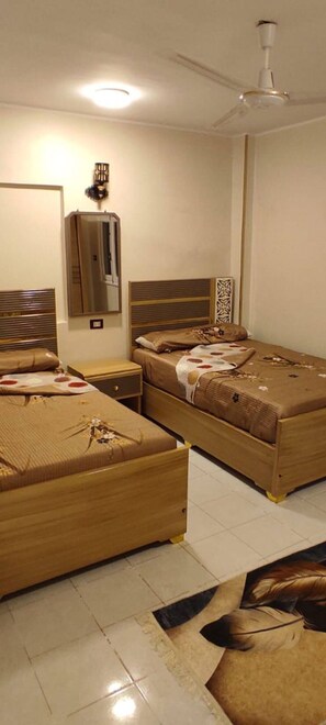 3 bedrooms, iron/ironing board, free WiFi, bed sheets