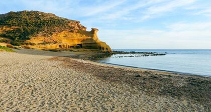 Casa Lodelia: sea and mountain views, nature and beaches just a stone's throw away