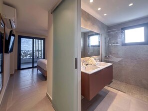 3 bedrooms, iron/ironing board, WiFi, bed sheets - Fantastic Beach Penthouse w/ BBQ and rooftop (Punta Cana)