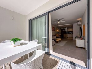Dining - Gorgeous new Condo w/ private Picuzzi (Punta Cana)
